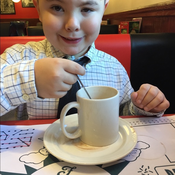 Meet your Posher, Lisa - Picture 3 of 6